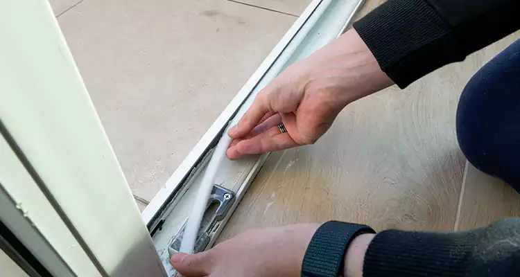 Garage Door Off Track Repair in Palm Coast, FL