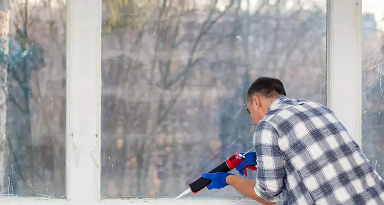 Quality Sliding Shower Door Repair for Closing Issues in Palm Coast, FL